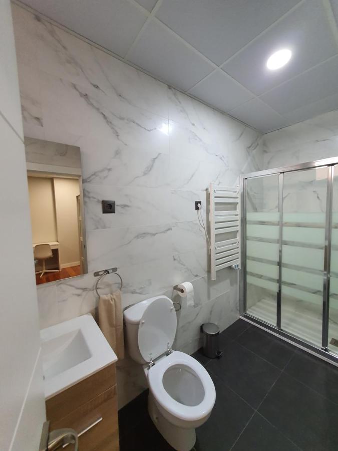 Cv33 Ostatua Hotel Bilbao Eksteriør billede