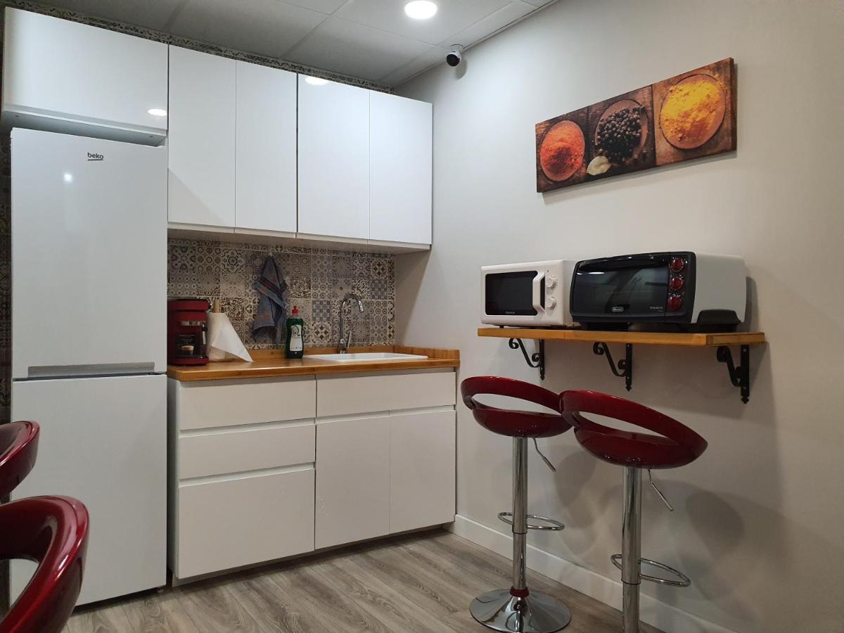Cv33 Ostatua Hotel Bilbao Eksteriør billede
