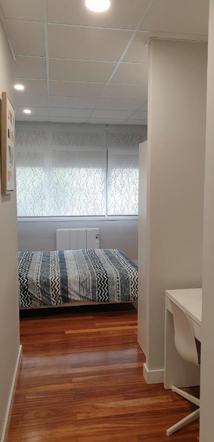 Cv33 Ostatua Hotel Bilbao Eksteriør billede