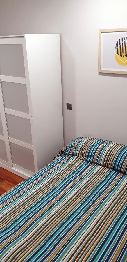 Cv33 Ostatua Hotel Bilbao Eksteriør billede