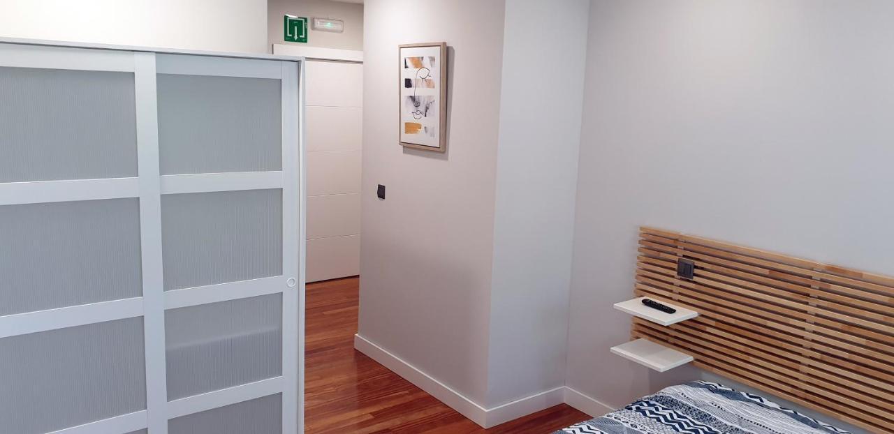Cv33 Ostatua Hotel Bilbao Eksteriør billede