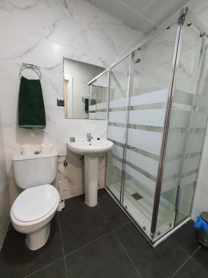 Cv33 Ostatua Hotel Bilbao Eksteriør billede