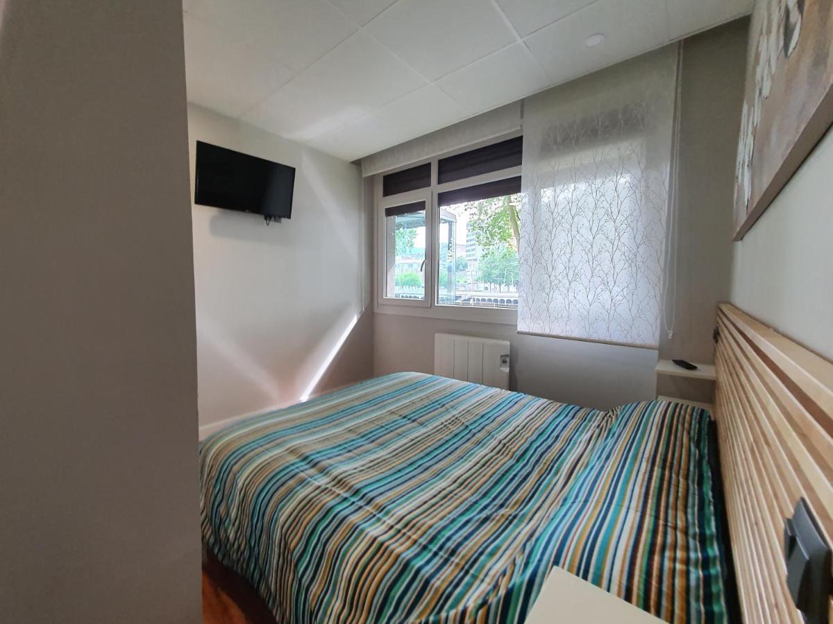 Cv33 Ostatua Hotel Bilbao Eksteriør billede