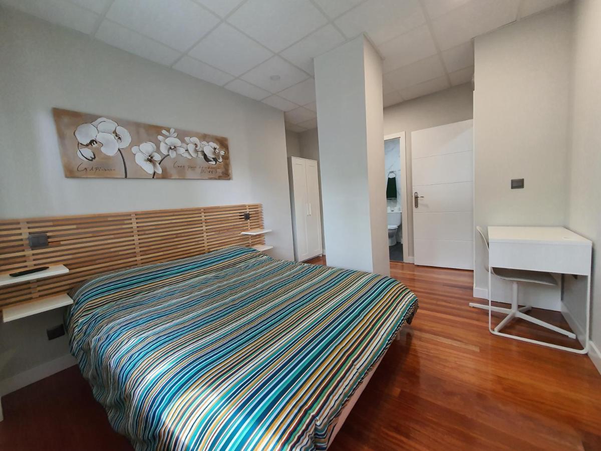 Cv33 Ostatua Hotel Bilbao Eksteriør billede