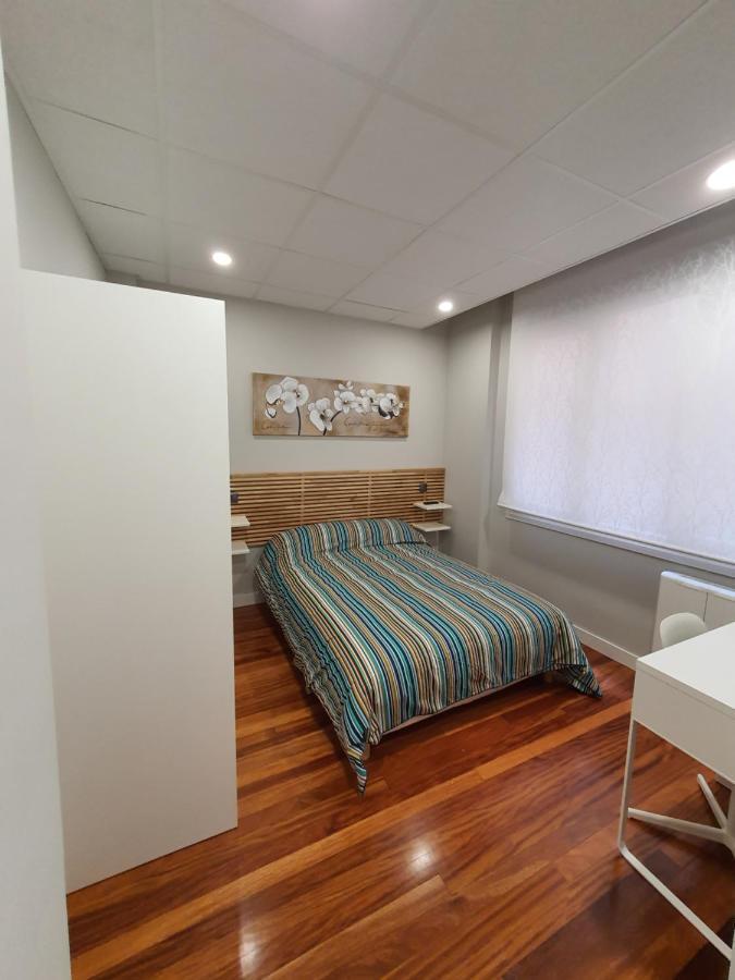 Cv33 Ostatua Hotel Bilbao Eksteriør billede